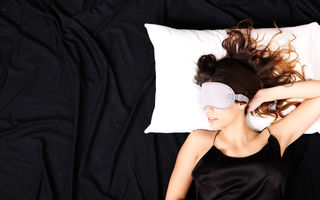 Somnul te face mai fericit, îți îmbunătățește memoria și contribuie la musculatură
