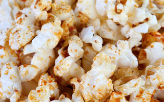 15 idei de condimente pentru popcorn - Sunt mai bune decât untul