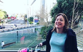 Politicianul la care visăm: Ministrul care s-a dus pe bicicletă la maternitate ca să nască primul ei copil