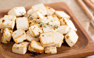 Tofu sau brânza de soia - Ce beneficii are pentru sănătate