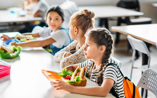 5 idei pentru un prânz sănătos la școală sau la grădiniță