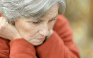 5 întrebări pe care să le pui când un membru al familiei este diagnosticat cu demență sau Alzheimer