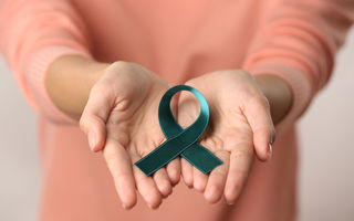 8 lucruri pe care ginecologii vor să le știi despre cancerul ovarian