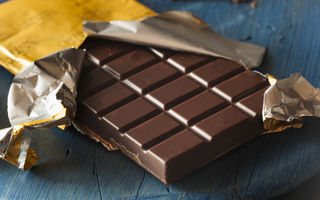 3 beneficii ale ciocolatei negre pentru sănătate