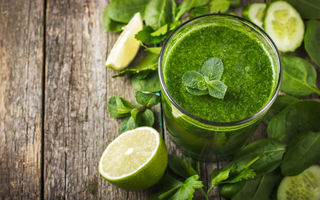 Sucul verde care hidratează creierul și elimină migrenele