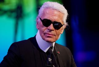 Creatorul De Modă Karl Lagerfeld A Murit Eva Ro