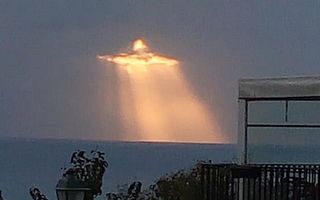 Miracol pe cerul Italiei: Imaginea lui Iisus a apărut la Agropoli