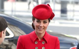 Kate Middleton a purtat un palton în stil militar pentru Ziua Commonwealth