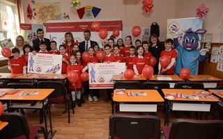 Programul Școlar Colgate: o fetiță din Hunedoara este unul dintre câștigătorii competiției internaționale de desene My Bright Smile™