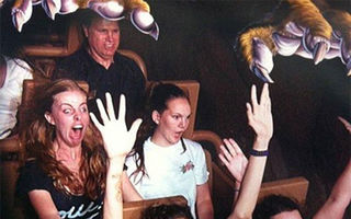 30 de fotografii la rollercoaster care te vor face să râzi în hohote