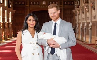 Primele imagini cu bebelușul regal. Cum arată copilul lui Meghan și Harry