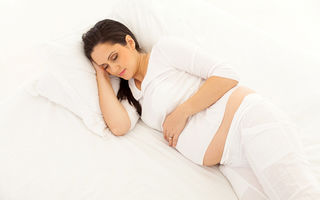 De ce ar trebui să dormi pe o parte când ești însărcinată. Studiu