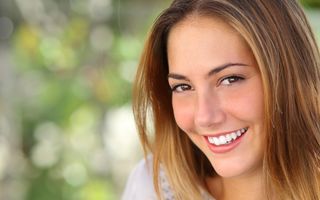 5 suplimente esențiale pentru remineralizarea dinților
