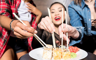 8 reguli de respectat când consumi mâncare japoneză
