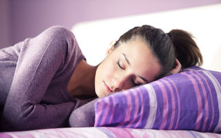 5 lucruri pe care trebuie să le afli despre somnul REM