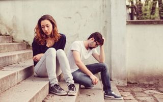 5 tipuri de relații care-ți fac foarte mult rău