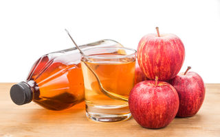 De ce ar trebui să consumi oțet de mere cu miere?
