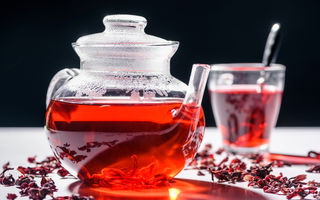 Evită riscurile în mod natural: 3 ceaiuri pentru reglarea tensiunii