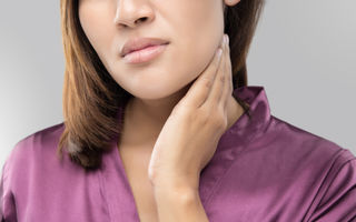 Care sunt factorii de risc pentru cancerul la gât?