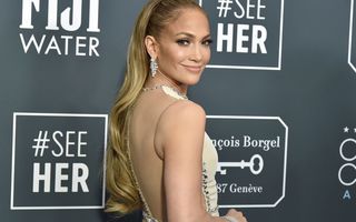 Jennifer Lopez lucrează de acasă: ce face artista pentru a rămâne echilibrată în această perioadă