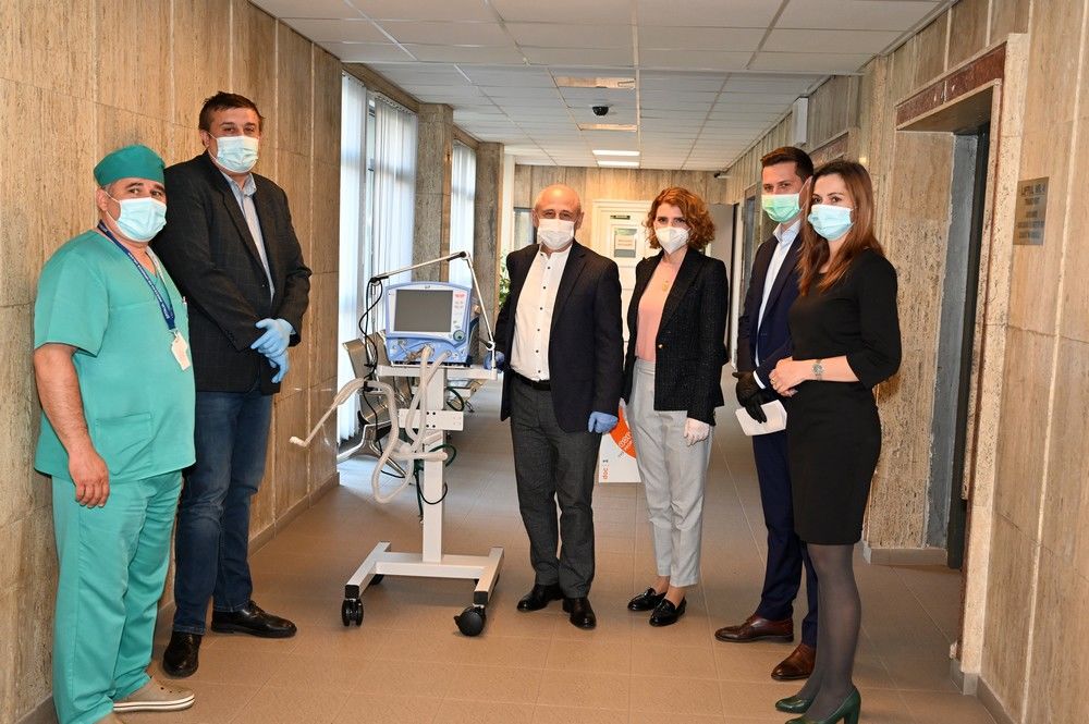 #VeștiBune: Industria reciclării donează trei ventilatoare sistemului de sănătate din România