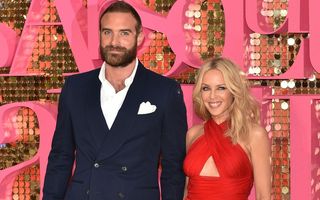 Kylie Minogue, sortită să admire fericirea bărbaților pe care i-a iubit: Fostul ei logodnic a devenit tată
