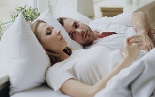 Sfatul specialistului: 7 situații în care este bine să minți în relație