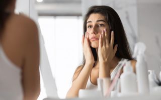 8 motive pentru care pielea ta este tot mai palidă