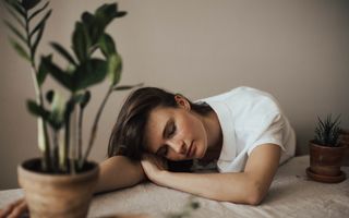 5 motive pentru care te simţi obosită tot timpul
