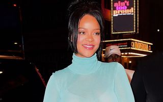 Rihanna s-a îndrăgostit de unul dintre cei mai buni prieteni ai ei: Artista e fericită
