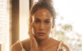 Jennifer Lopez, fără machiaj într-un clip video: Vedeta dezvăluie că nu a folosit niciodată Botox