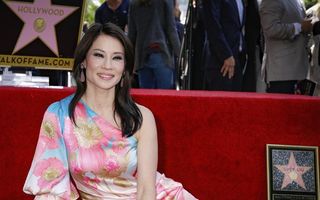 Actrița care nu îmbătrânește: Cum reușește Lucy Liu să aibă un ten perfect la 52 de ani