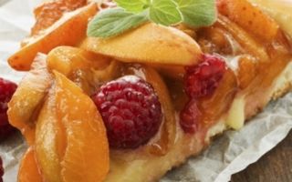 Prăjitură cu fructe de post