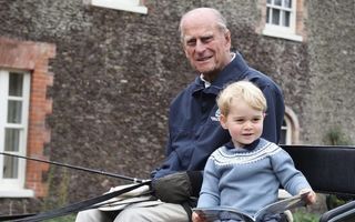 Copiii ducesei Kate îi duc dorul străbunicului lor: Prințul Philip le lipsește enorm