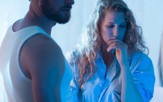 5 zodii care rămân în relații toxice fără să-și dea seama cât de mult rău își fac singure