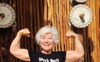 Cum a devenit o bunică influencer de fitness și sănătate pe Instagram, la 74 de ani: „Dacă eu pot, și tu poți”