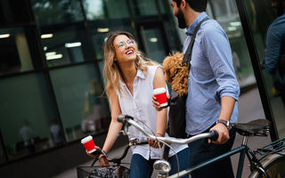 Un nou studiu ISIC: Consumul de cafea poate contribui la îmbunătățirea performanței zilnice în ciclism și la susținerea evenimentelor de anduranță