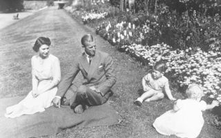 Regina Elisabeta a II-a a schimbat regulile în privința nașterilor regale: Primul copil, născut prin cezariană, iar la venirea pe lume a ultimului a asistat și Prințul Philip