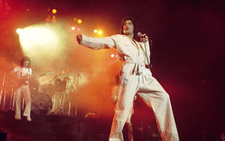 Lucruri neștiute din viața lui Freddie Mercury – Cine a fost femeia care i-a marcat viața