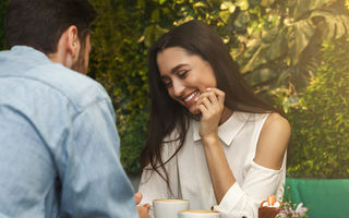 Ai un nou iubit? 5 lucruri pe care NU trebuie să le faci la începutul relației