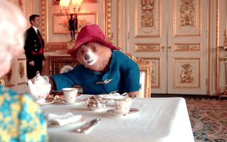 Ursulețul Paddington revine! Filmările încep în iulie. Iată cum a ajuns el o veritabilă mascotă regală