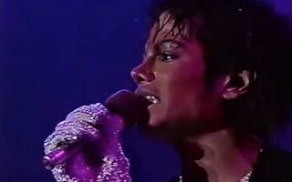 Cazul Michael Jackson, din nou la tribunal? Procesele privind abuzurile sexuale ar putea fi reluate