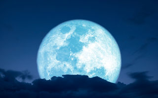 Superluna, Luna Albastră și Luna Sturion din 19 august. Cum afectează zodiile