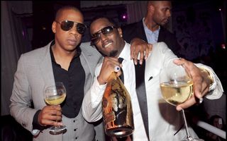 Scandal la Hollywood. Jay-Z, acuzat că a violat o fată de 13 ani alături de P. Diddy