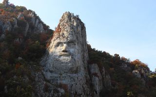 10 locuri mai puțin cunoscute din România care îți vor tăia respirația