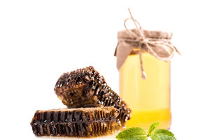 10 utilizări surprinzătoare ale mierii în casă și în îngrijire