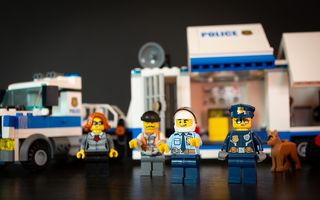 Idei de cadouri pentru copii de 4 ani: jucării care dezvoltă creativitatea și curiozitatea