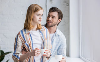 Cum îți dai seama dacă trăiești cu un narcisic malign: semnele subtile care îți arată adevărul pe care sufletul îl știe deja