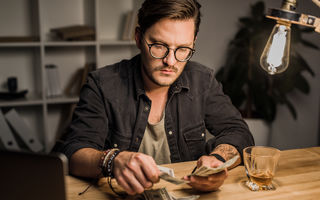 Horoscopul banilor pentru săptămâna 15-21 decembrie. Multe zodii vor simți presiunea de a cere ceea ce li se cuvine