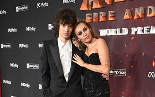 Surpriză pe covorul roșu: Miley Cyrus s-a logodit cu Maxx Morando